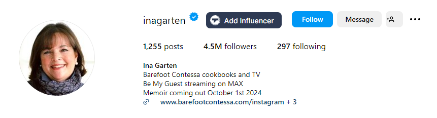 Female Food content creator - Rosenberg Garten